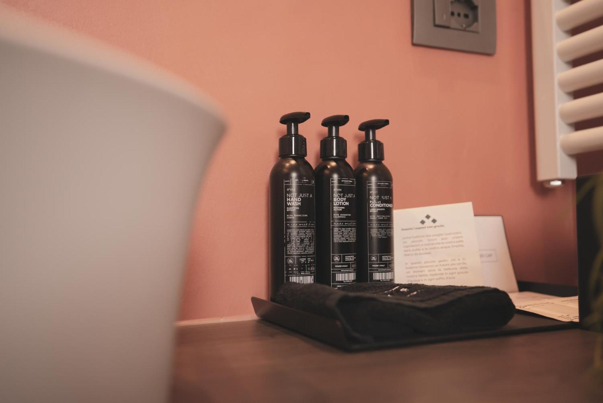 Natiia Relais - Adults Only Hotel Lazise Quarto foto